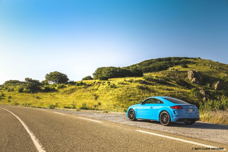 Audi TT 45 TFSI Auto Class Magazine_010