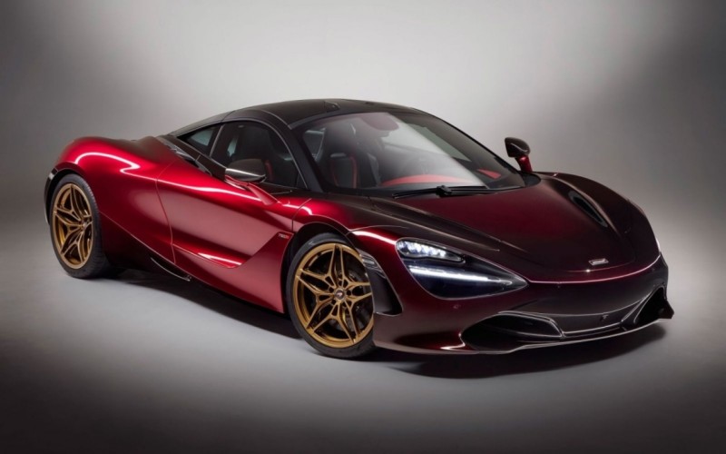 McLaren 720S Auto Class Magazine