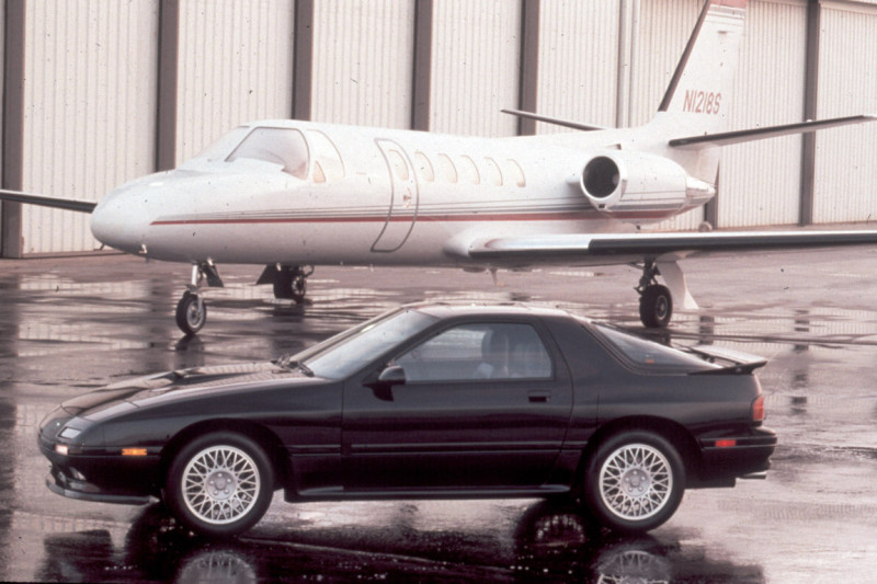 Mazda-RX-7_Generation-2_Turbo-1991 Auto Class Magazine