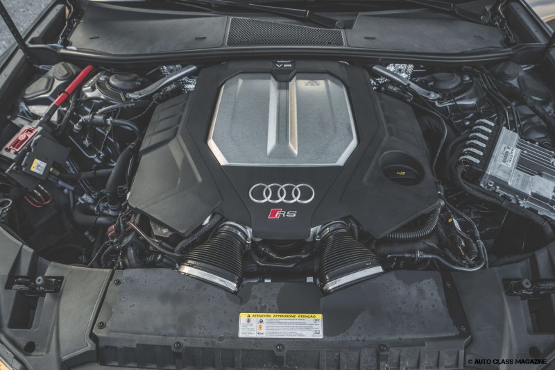 Audi RS6 Avant Auto Class Magazine _071