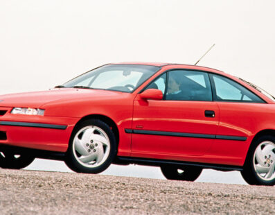 <strong>Opel Calibra Turbo | La Coupé da Sogno degli Anni ‘90</strong>