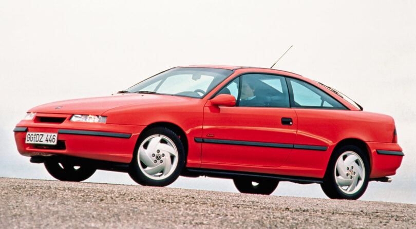 <strong>Opel Calibra Turbo | La Coupé da Sogno degli Anni ‘90</strong>